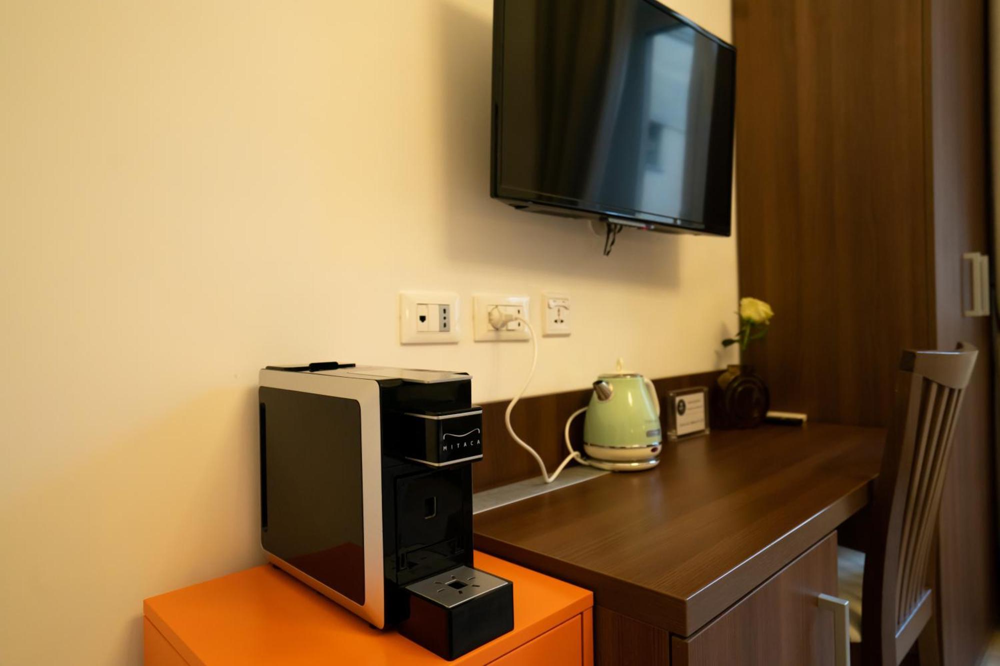Archi Di Roma Guest House Екстер'єр фото